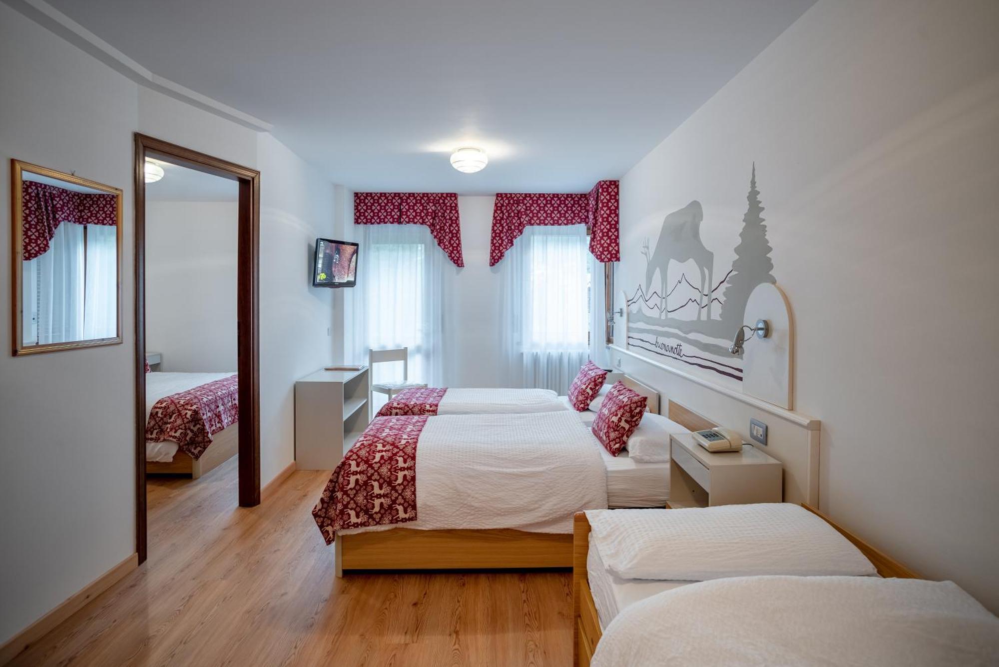 Hotel Europa سان مارتينو دي ديكاسْتْرْ المظهر الخارجي الصورة